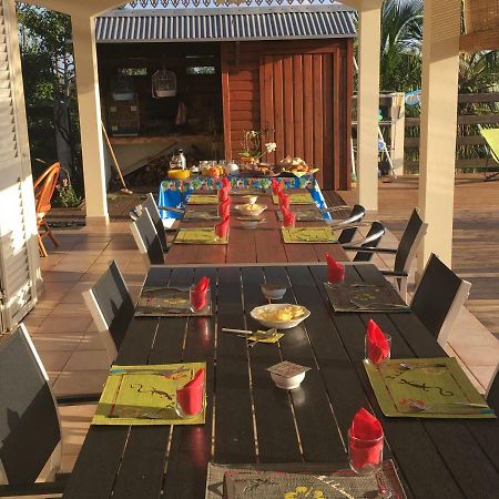 La Pointe Au Corail Bed & Breakfast Сент-Роуз Екстериор снимка