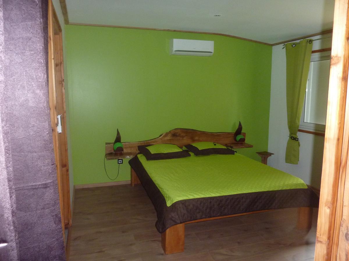 La Pointe Au Corail Bed & Breakfast Сент-Роуз Екстериор снимка